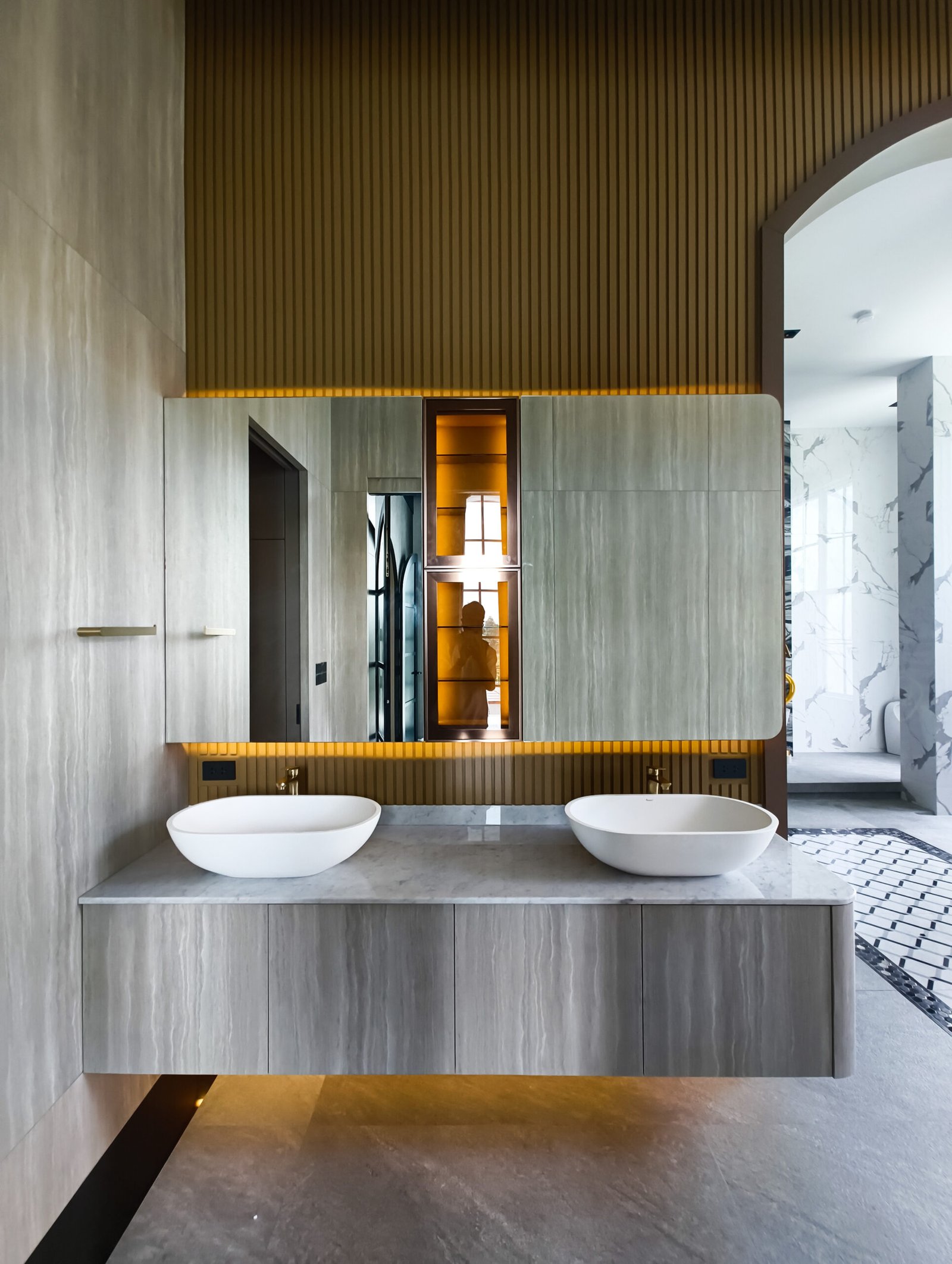 Home Supavut Large File 83 Scaled