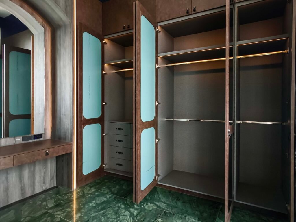 odd profile 19 9 25 page 28