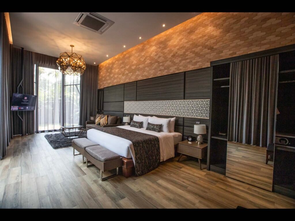 odd profile 19 9 25 page 54